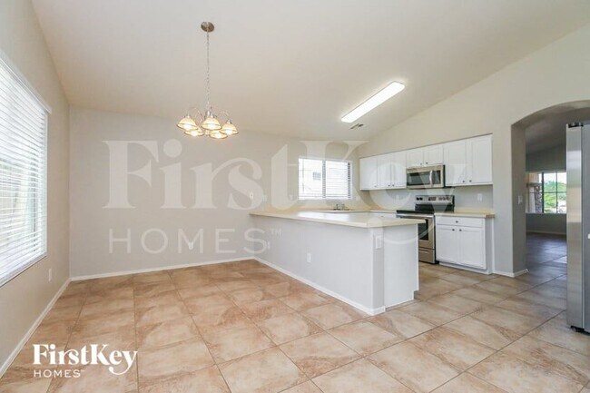 2647 W Canyon Way San Tan Valley, AZ 85142 photo 5