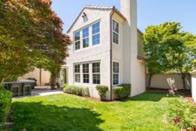 34 Woodbridge Way Novato, CA 94949 photo 5