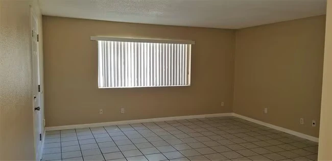 700 W University Dr Tempe, AZ 85281 photo 3