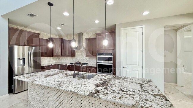 2927 E Riane Rd Phoenix, AZ 85050 photo 3