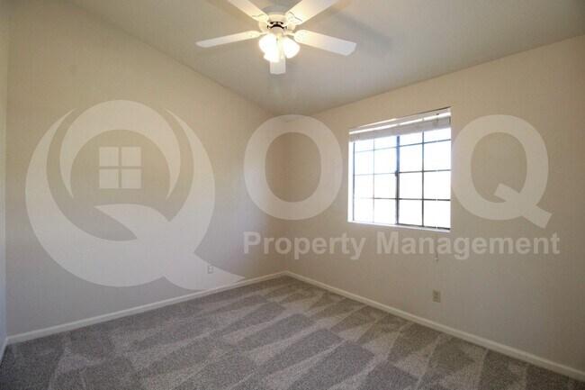 3516 E Windsong Dr Phoenix, AZ 85048 photo 2