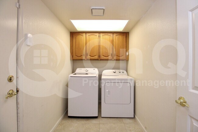 3516 E Windsong Dr Phoenix, AZ 85048 photo 4