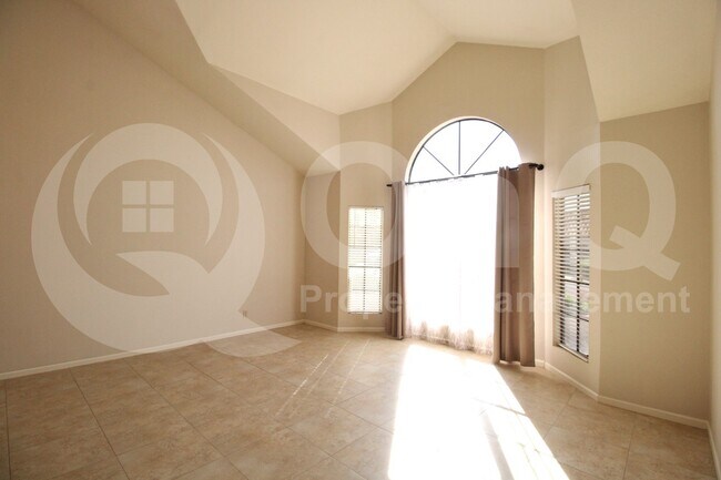 3516 E Windsong Dr Phoenix, AZ 85048 photo 3