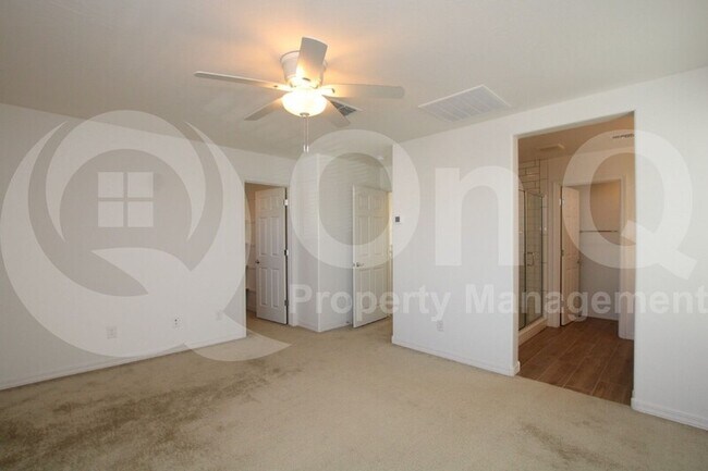 5831 W Encinas Ln Phoenix, AZ 85043 photo 5
