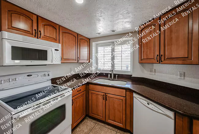 3301 E Wescott Dr Phoenix, AZ 85050 photo 5