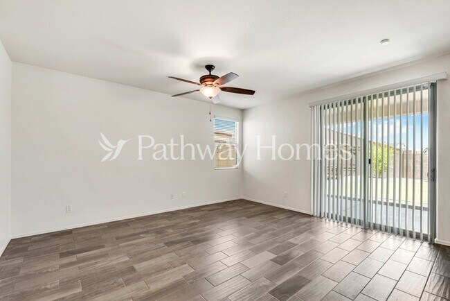 18452 W Via Del Sol Surprise, AZ 85387 photo 5