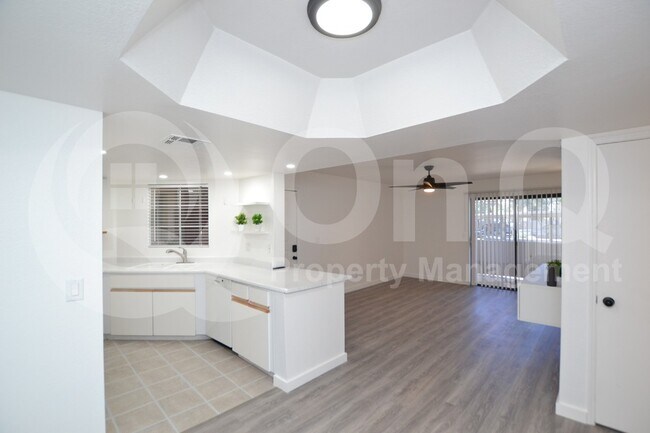 4850 E Desert Cove Ave Scottsdale, AZ 85254 photo 3