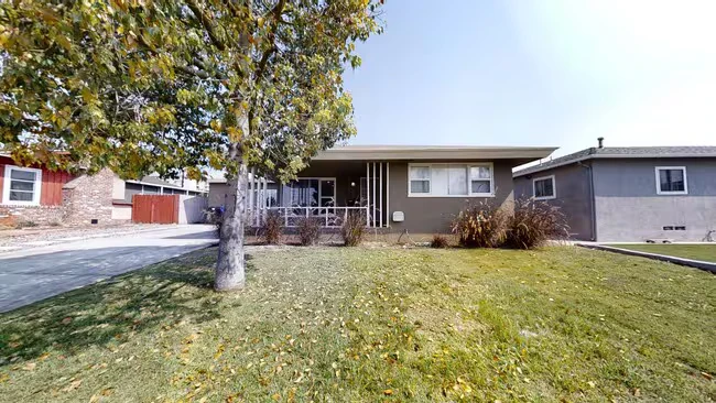 5602 Dorothy Dr photo 5