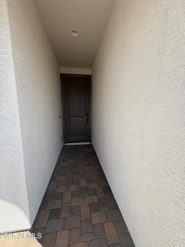 25267 N 172nd Ln Surprise, AZ 85387 photo 4