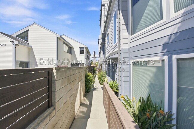 3740 Third Ave San Diego, CA 92103 photo 4
