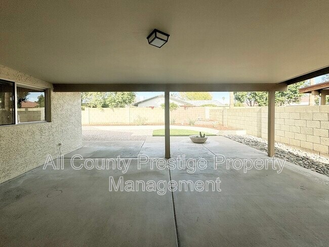 8630 E San Bruno Dr Scottsdale, AZ 85258 photo 4