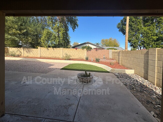 8630 E San Bruno Dr Scottsdale, AZ 85258 photo 5