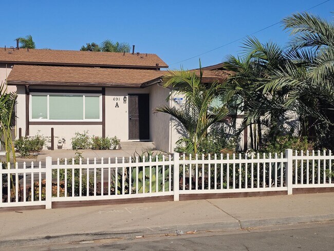691 Graves Ave El Cajon, CA 92021