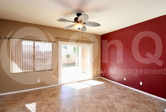 15977 W Gelding Dr Surprise, AZ 85379 photo 5
