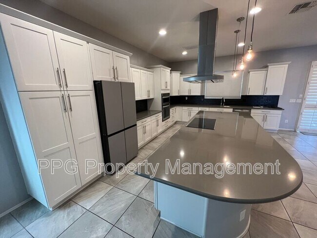 16031 W Cameron Dr Surprise, AZ 85379 photo 4