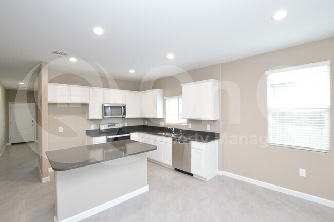 24204 W Verlea Dr Buckeye, AZ 85326 photo 2