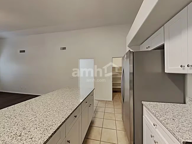 12723 W Edgemont Ave Avondale, AZ 85392 photo 5