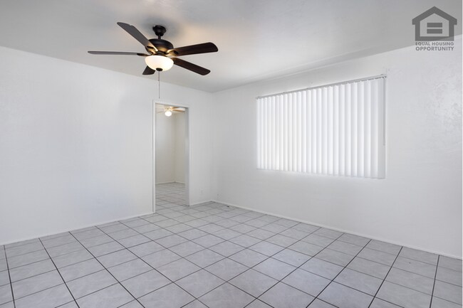 2849 W Alice Ave Phoenix, AZ 85051 photo 5