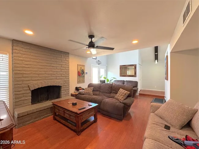 314 E Embassy St Tempe, AZ 85288 photo 3