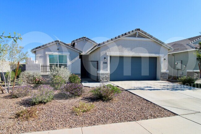 8035 S 44th Gln Phoenix, AZ 85339 photo 2