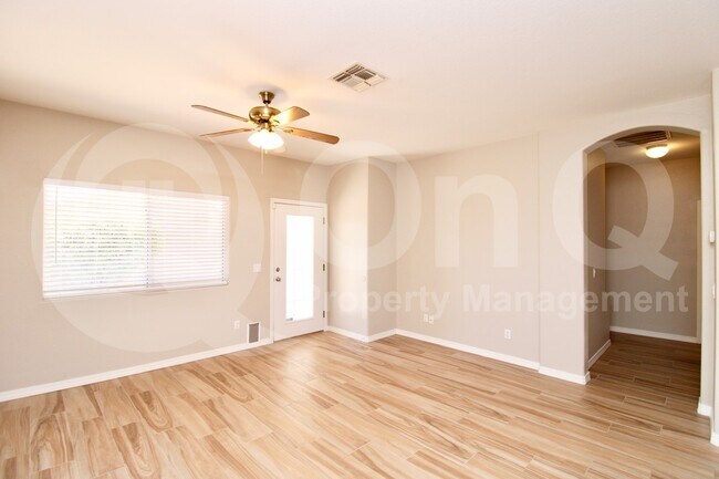 3713 E Wyatt Way Gilbert, AZ 85297 photo 5