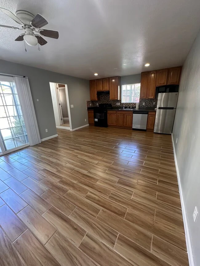 255 Edwin Way Hayward, CA 94544 photo 4