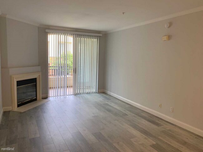 12374 Carmel Country Rd San Diego, CA 92130 photo 4