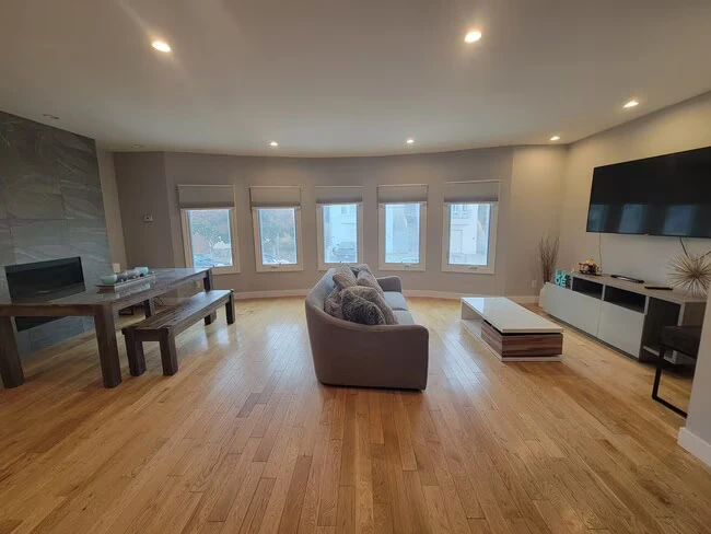 35 Rolph St San Francisco, CA 94112
