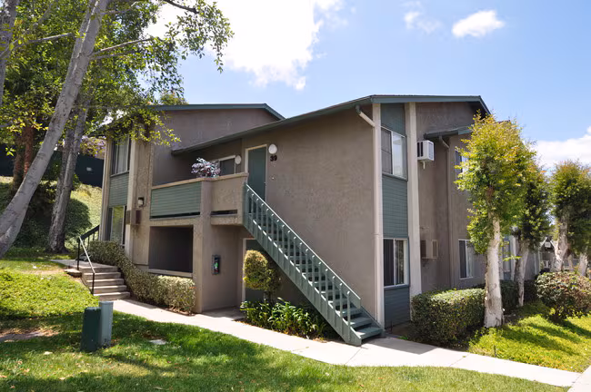 Rosewood Apartments photo 4