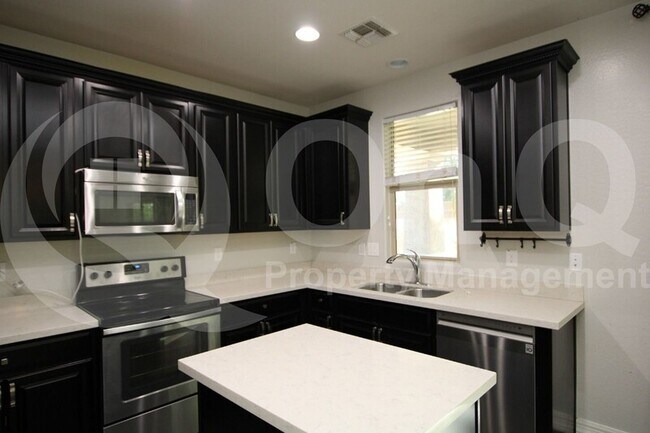 1201 E Binner Dr Chandler, AZ 85225 photo 2