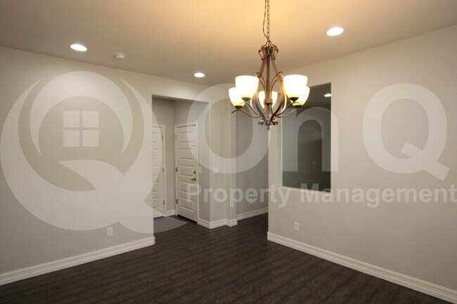 1201 E Binner Dr Chandler, AZ 85225 photo 5