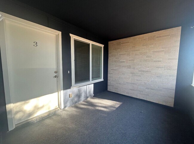 999 S Palm Ln Chandler, AZ 85225 photo 5