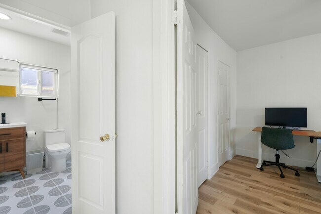 2145 E Sheridan St Phoenix, AZ 85006 photo 2