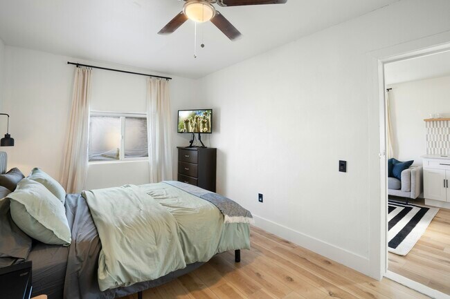 2145 E Sheridan St Phoenix, AZ 85006 photo 5