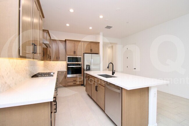 29352 136th Ln Sun City, AZ 85387 photo 4