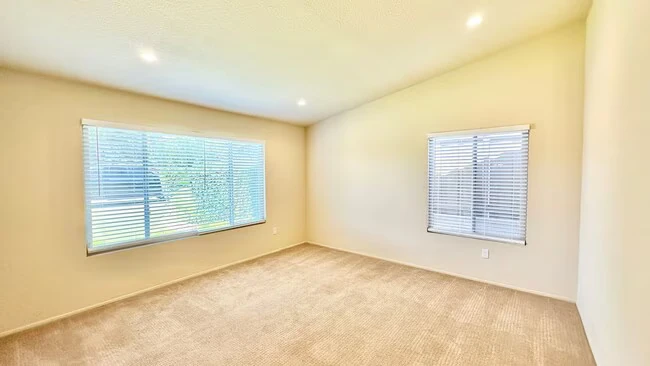 730 Morro Rd Fallbrook, CA 92028 photo 5