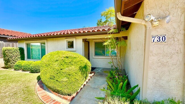 730 Morro Rd Fallbrook, CA 92028 photo 2