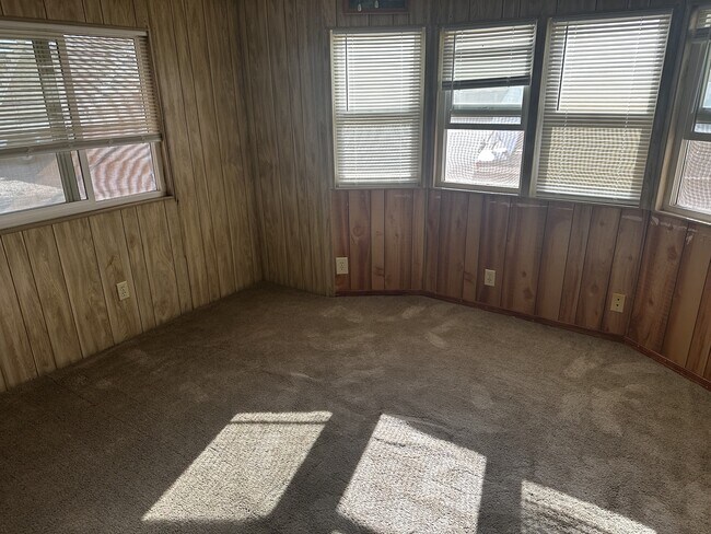 349 N Royal Palm Rd Apache Junction, AZ 85119 photo 4