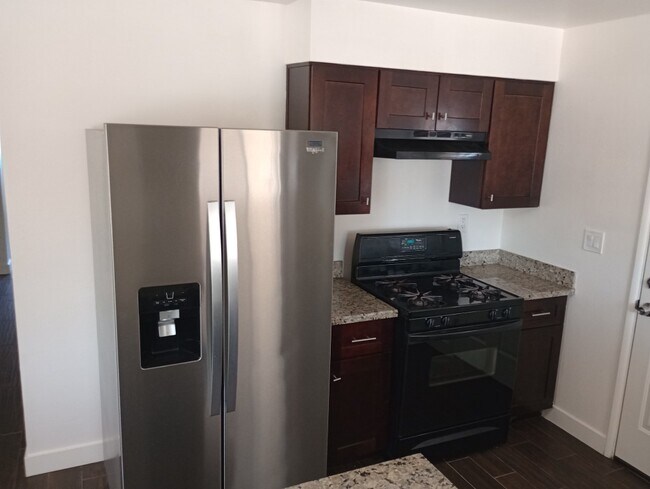 508 W 14th St Eloy, AZ 85131 photo 4