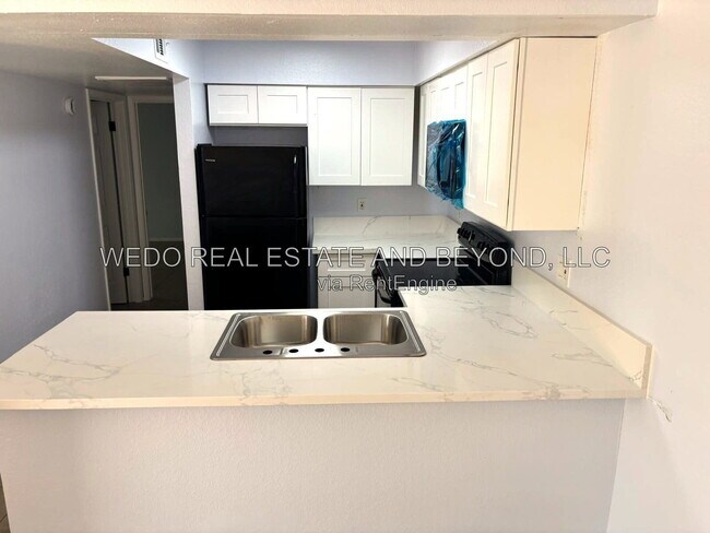 1504 E 29th Ave Apache Junction, AZ 85119 photo 3