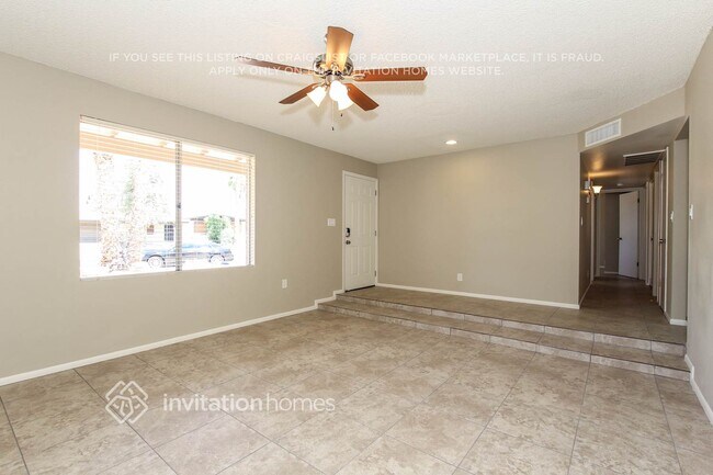 3705 W Purdue Ave Phoenix, AZ 85051 photo 3