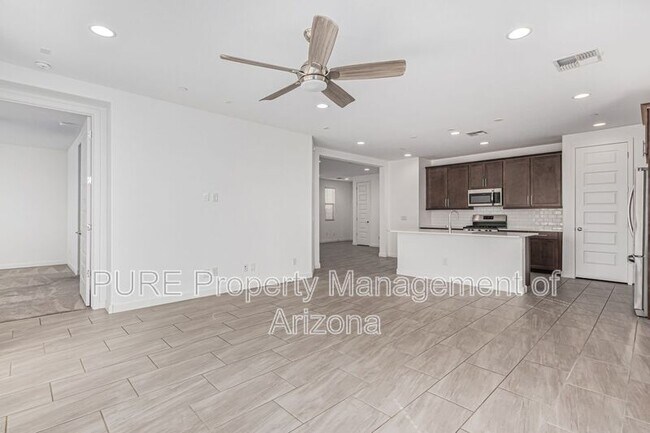 31876 N 125th Ln Peoria, AZ 85383 photo 5