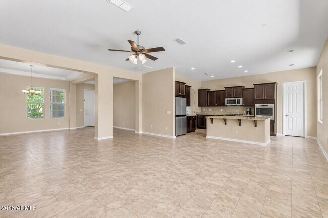 2827 E Muirfield St Gilbert, AZ 85298 photo 5