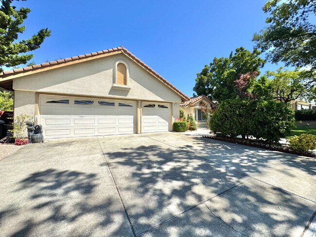 3281 Falerno Way San Jose, CA 95135 photo 4