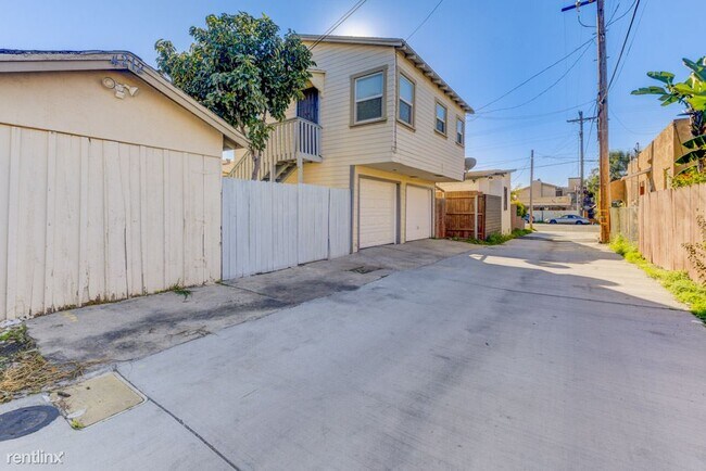 4208 Van Dyke Ave San Diego, CA 92105 photo 4