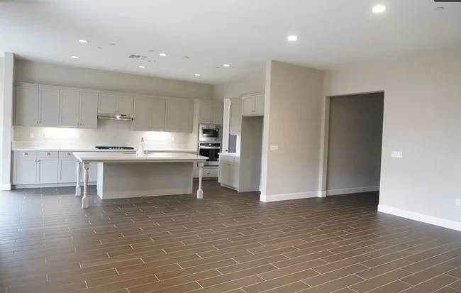 7038 Harborhaven Way Discovery Bay, CA 94505 photo 3