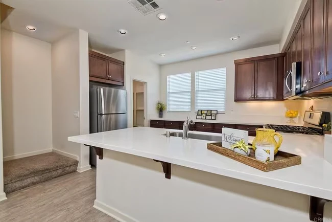 327 Mission Villas Rd San Marcos, CA 92069 photo 4