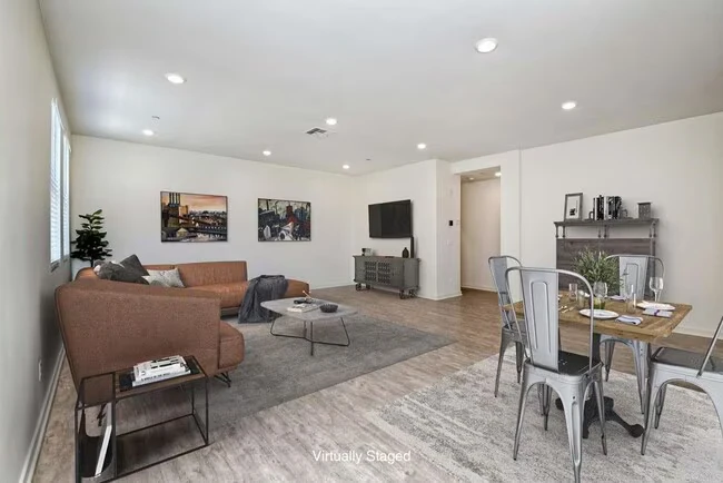 327 Mission Villas Rd San Marcos, CA 92069