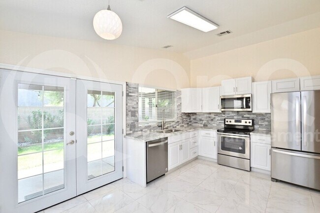 3615 W Camino Del Rio Glendale, AZ 85310 photo 2