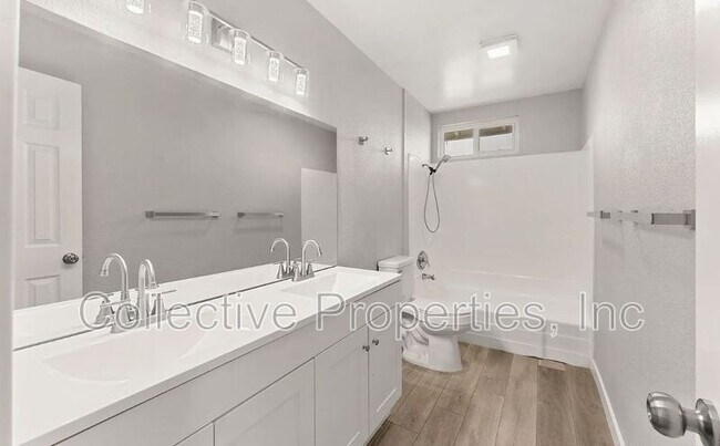 320 Willie James Jones Ave San Diego, CA 92102 photo 4